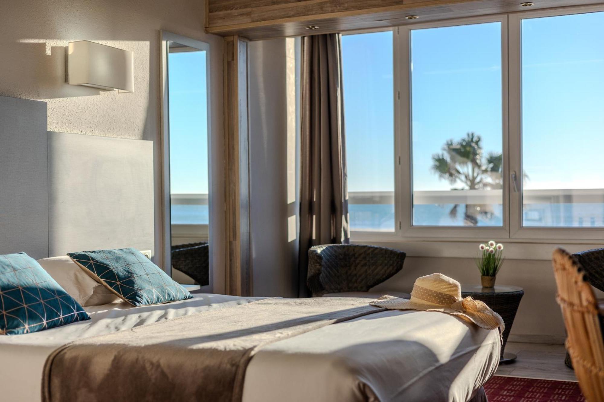 Logis Hotel & Restaurant Mediterranee Port-la-Nouvelle Kültér fotó