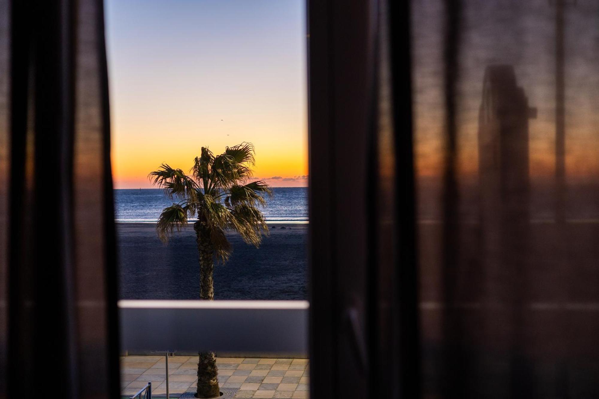 Logis Hotel & Restaurant Mediterranee Port-la-Nouvelle Kültér fotó